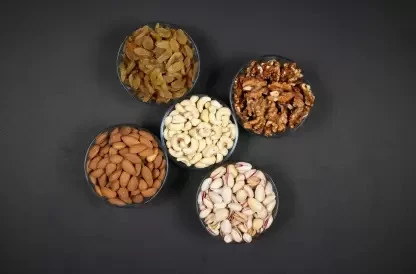 panchmeva mix dry fruit (black raisins, black dates, black dates, almonds, apricots, cashews, dates, figs, pistachios, raisins, walnuts, assorted fruits & nuts)