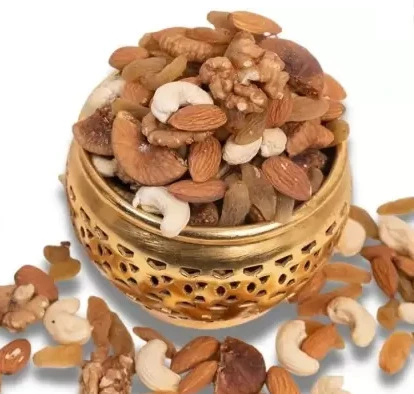 panchmeva mix dry fruit (black raisins, black dates, black dates, almonds, apricots, cashews, dates, figs, pistachios, raisins, walnuts, assorted fruits & nuts)